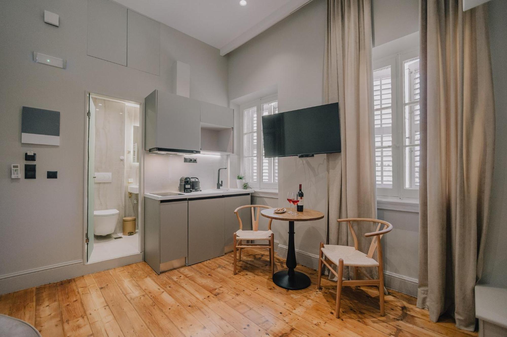 Sanrocco Suites -Corfu Town Luxury Apartments Εξωτερικό φωτογραφία